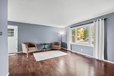 90 10th Street SE, Wells, MN 56097 - Photo 10