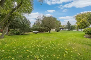 205 N Thompson, Delavan, MN 56023 - Photo 42