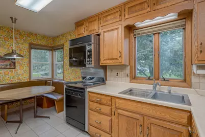 205 N Thompson, Delavan, MN 56023 - Photo 12
