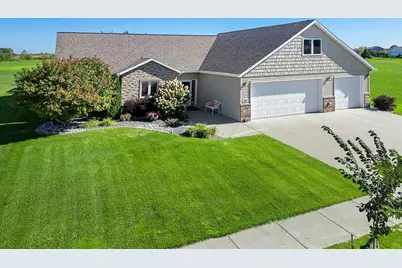 812 S 36th Street S, Moorhead, MN 56560 - Photo 2