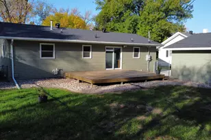 510 Birch Ln, Moorhead, MN 56560 - Photo 24