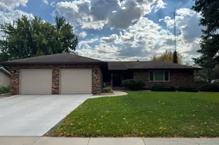 101 37 Ave S, Moorhead, MN 56560 - Photo 1