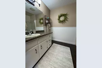 101 37th Avenue S, Moorhead, MN 56560 - Photo 16