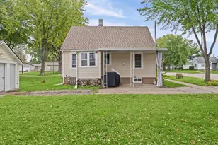 36 S Elm St, La Crescent, MN 55947 - Photo 20