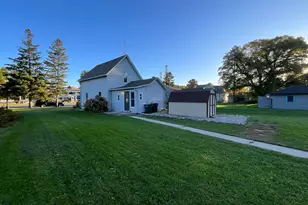 309 W Nokomis St, Osakis, MN 56360 - Photo 4