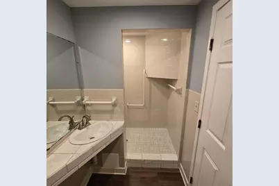 2102 Lyndale Avenue N, Minneapolis, MN 55411 - Photo 8