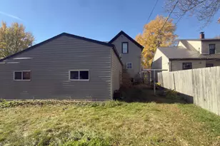 361 S 9th St, Bird Island, MN 55310 - Photo 6