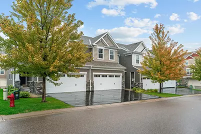 11486 81st Place N, Maple Grove, MN 55369 - Photo 2