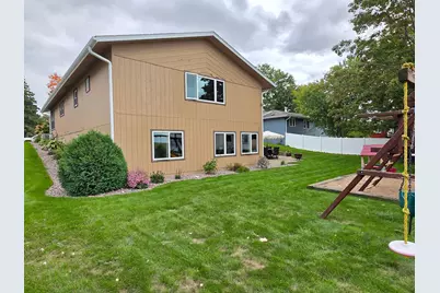330 9th Street NW, Plainview, MN 55964 - Photo 14