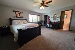 330 9th St NW, Plainview, MN 55964 - Photo 32