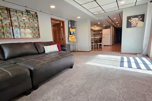 330 9th St NW, Plainview, MN 55964 - Photo 46