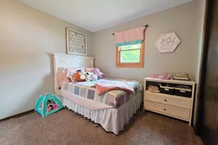 330 9th St NW, Plainview, MN 55964 - Photo 38