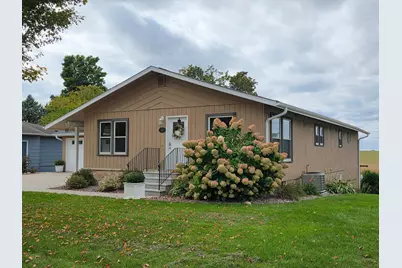 330 9th Street NW, Plainview, MN 55964 - Photo 2