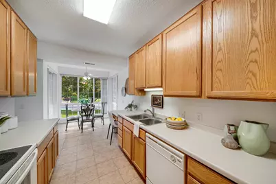 100 Clydesdale Trail #128, Medina, MN 55340 - Photo 8