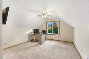 1001 Forest Glen Ct, Burnsville, MN 55337 - Photo 22