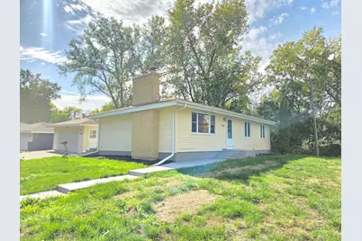 5201 W 84th Street, Bloomington, MN 55437 - Photo 2