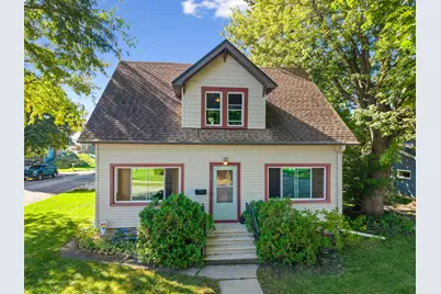 524 Marshall Street S, Caledonia, MN 55921 - Photo 1