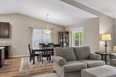 832 Aurora Circle, Red Wing, MN 55066 - Photo 8