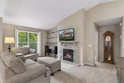 832 Aurora Circle, Red Wing, MN 55066 - Photo 10