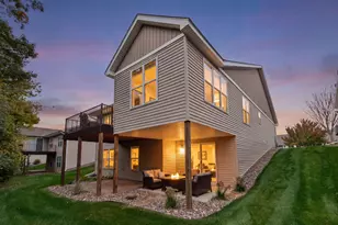 832 Aurora Cir, Red Wing, MN 55066 - Photo 2