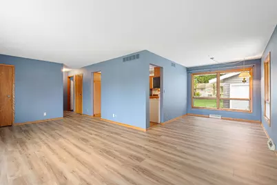 303 15th Avenue SW, Austin, MN 55912 - Photo 22