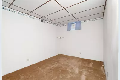 303 15th Avenue SW, Austin, MN 55912 - Photo 38