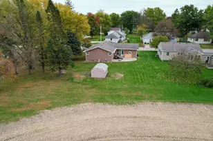 301 Washington Ave, Alden, MN 56009 - Photo 26