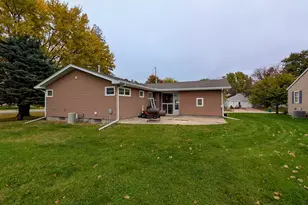 301 Washington Ave, Alden, MN 56009 - Photo 24