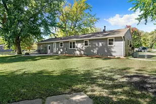 2505 16th Ave SW, Austin, MN 55912 - Photo 10