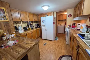 9512 W Sandpiper Dr, Blaine, MN 55434 - Photo 4