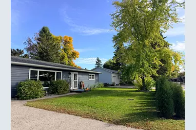1318 Sunny Street, Crookston, MN 56716 - Photo 2