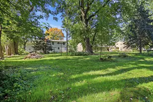 2401 4th Dr SW, Austin, MN 55912 - Photo 28