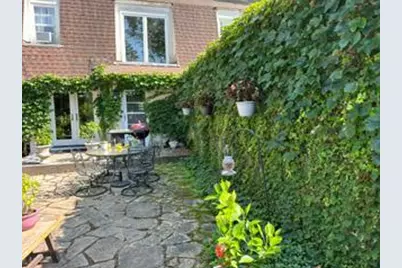 435 Far Hill Road, Wayzata, MN 55391 - Photo 4