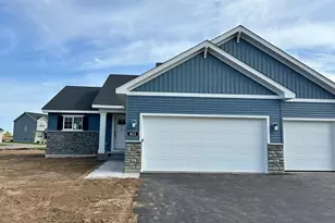 612 Grouse Way, New Richmond, WI 54017 - Photo 2