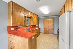 824 Brown St, Jackson, MN 56143 - Photo 48