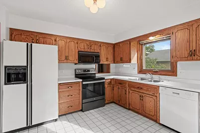 7400 W 112th Street, Bloomington, MN 55438 - Photo 6