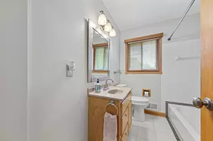 2033 Bluestone Ln, Eagan, MN 55122 - Photo 20