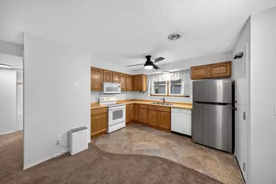 1903 Greenview Place SW #1, Rochester, MN 55902 - Photo 2
