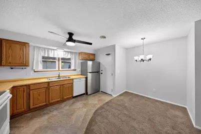 1903 Greenview Place SW #1, Rochester, MN 55902 - Photo 4