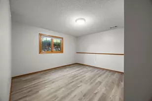 1762 Drake Dr, Eagan, MN 55122 - Photo 38