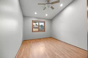 1762 Drake Dr, Eagan, MN 55122 - Photo 28