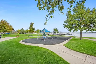 532 W Broadway Avenue, Forest Lake, MN 55025 - Photo 28