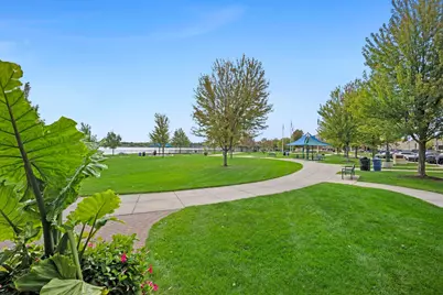 532 W Broadway Avenue, Forest Lake, MN 55025 - Photo 34