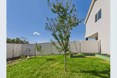 38377 Hunters Ridge Trail, North Branch, MN 55056 - Photo 34