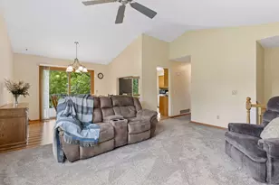 11910 44th Ave N, Plymouth, MN 55442 - Photo 8
