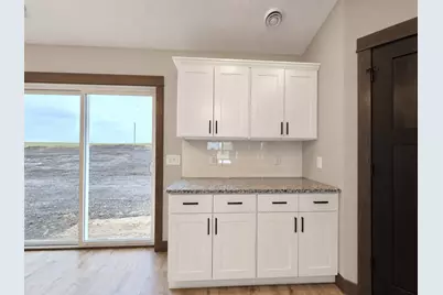 316 Falcon Run, Eagle Lake, MN 56024 - Photo 8