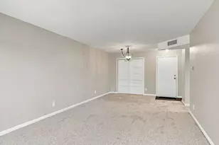 132 Demont Ave E, Little Canada, MN 55117 - Photo 4