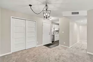 132 Demont Ave E, Little Canada, MN 55117 - Photo 2