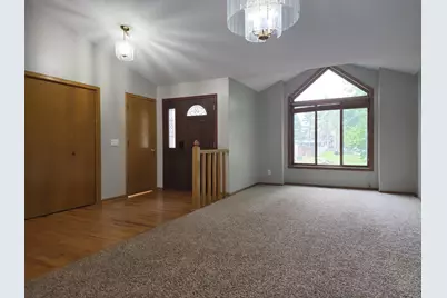 1621 Knox Circle, Burnsville, MN 55337 - Photo 4