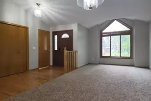 1621 Knox Cir, Burnsville, MN 55337 - Photo 4